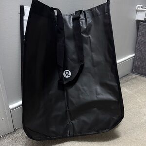 lululemon athletica Sleek Black Carryall